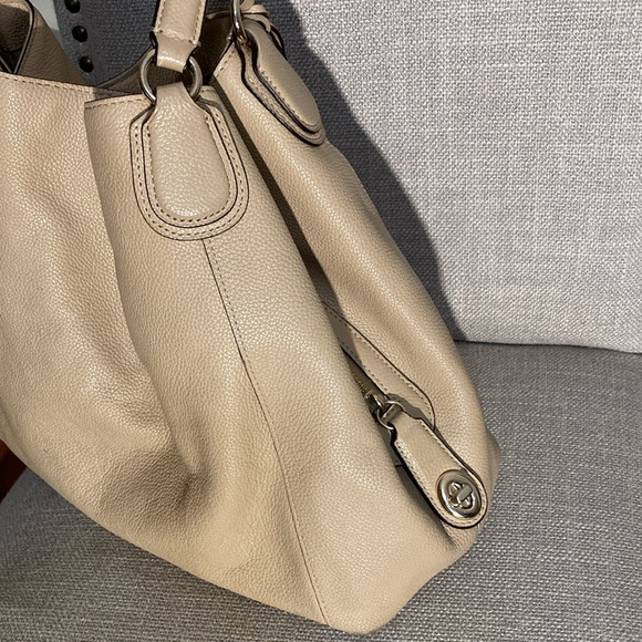 Coach Edie Crème shoulder bag - Picture 4 of 12